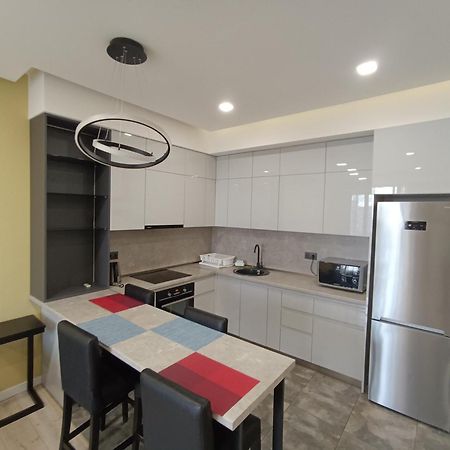 Rent Inn Yerevan On Koghbaci Street Esterno foto