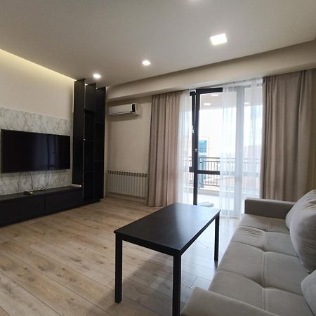 Rent Inn Yerevan On Koghbaci Street Esterno foto