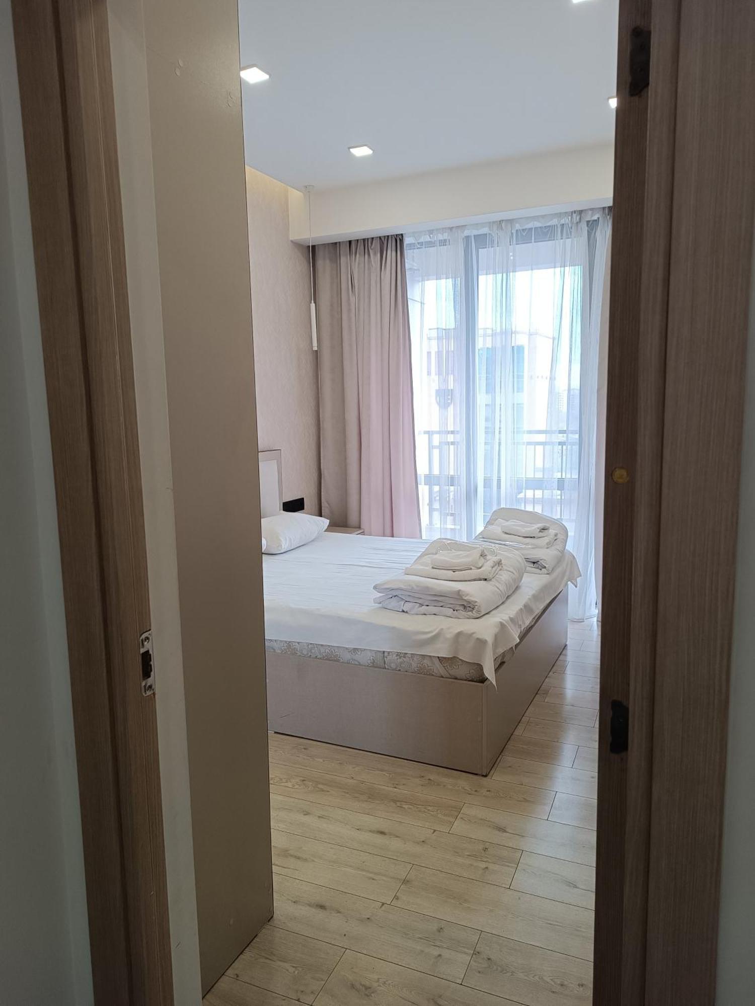 Rent Inn Yerevan On Koghbaci Street Esterno foto