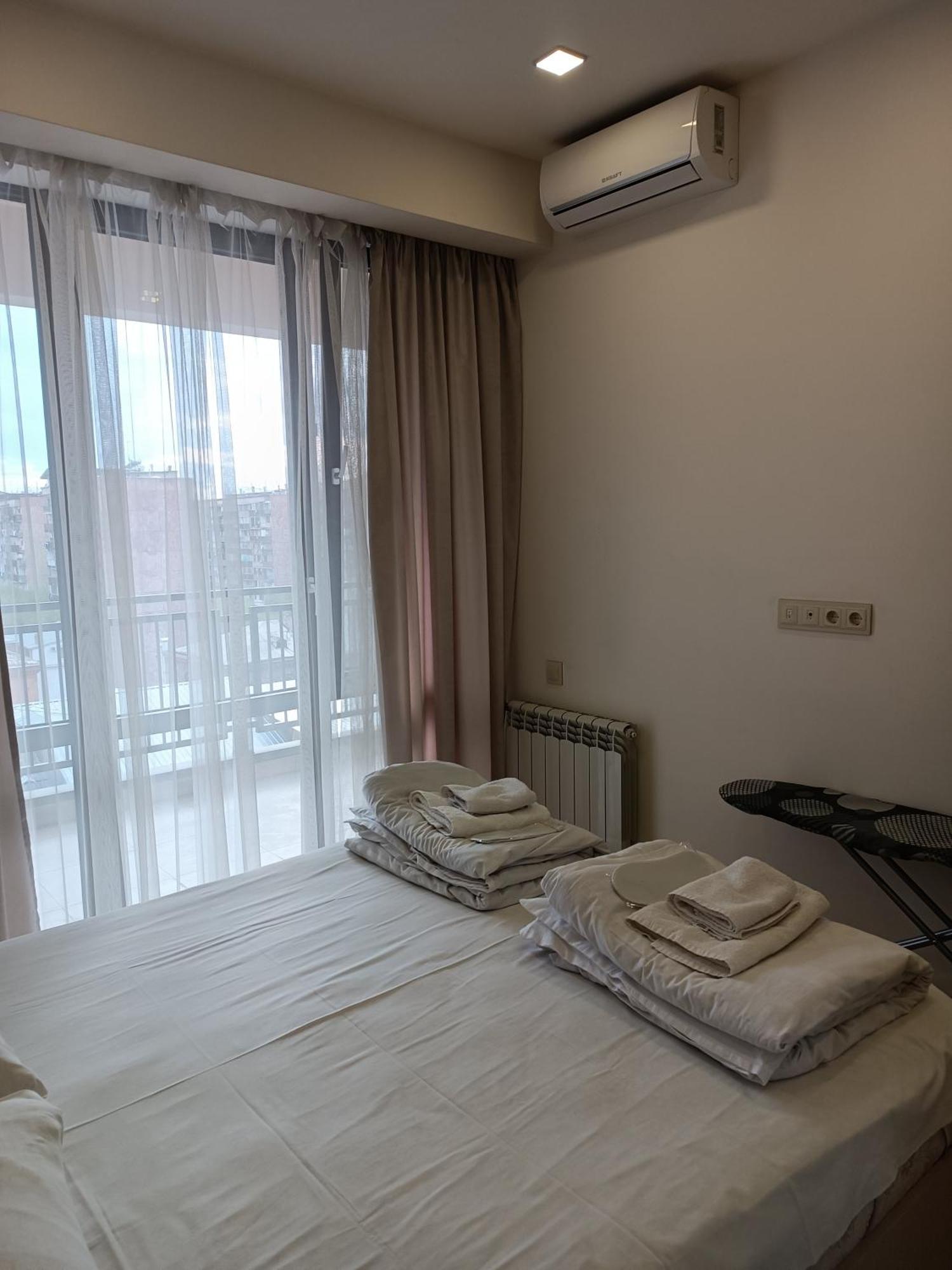 Rent Inn Yerevan On Koghbaci Street Esterno foto