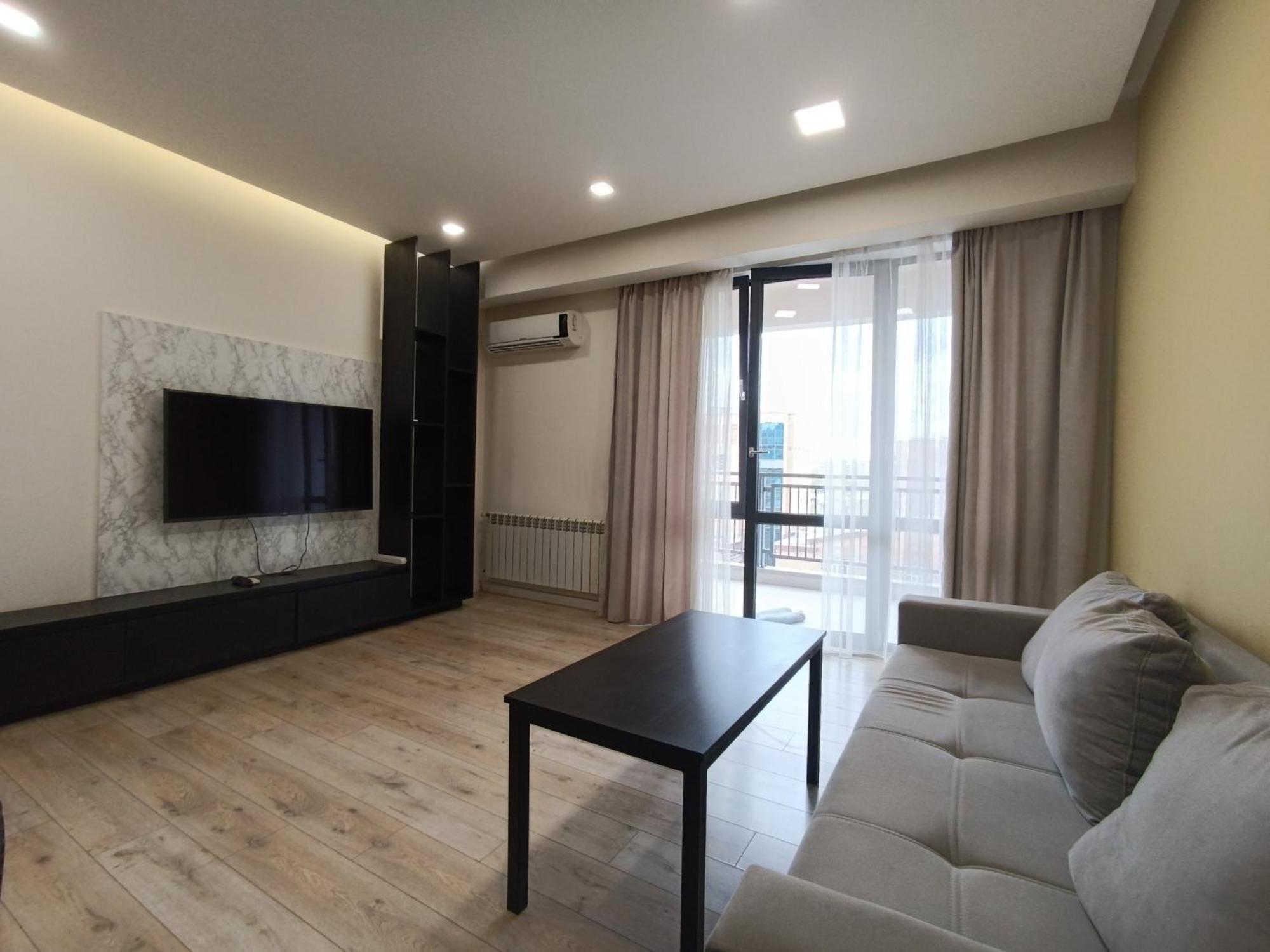 Rent Inn Yerevan On Koghbaci Street Esterno foto